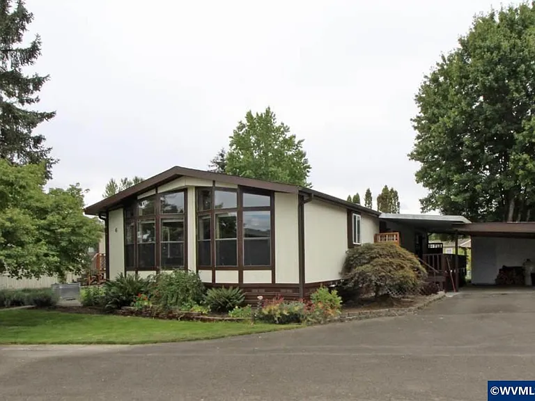 Home at 34505 Riverside Dr #6, Albany, OR