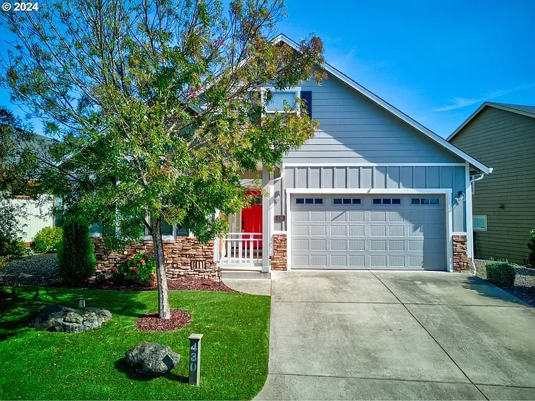 Home at 430 Backwater Loop, Sutherlin, OR